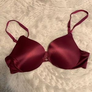 LIKE NEW! Victoria Secret So Obsessed bra